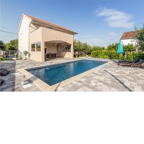 Stunning Home In Polaca With Outdoor Swimming Pool, Wifi And 4 Bedrooms