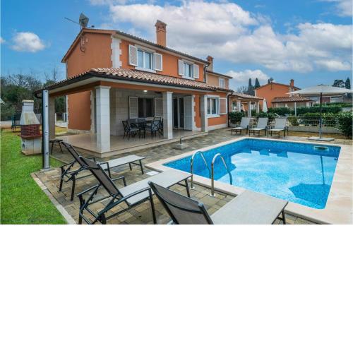 Stunning Home In Pula With Jacuzzi, Wifi And 3 Bedrooms