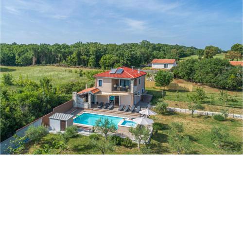 Stunning Home In Pula With Outdoor Swimming Pool, Wifi And Private Swimming Pool