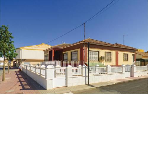 Stunning home in Roldan w/ 4 Bedrooms