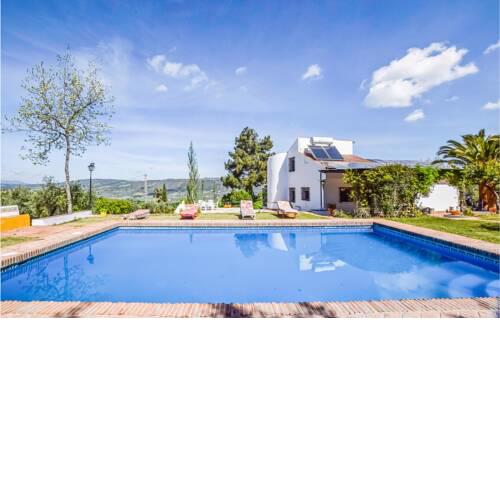 Stunning home in Ronda with Outdoor swimming pool, WiFi and 4 Bedrooms