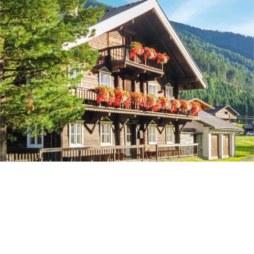 Stunning home in Sankt Veit/Defereggenta w/ WiFi and 5 Bedrooms