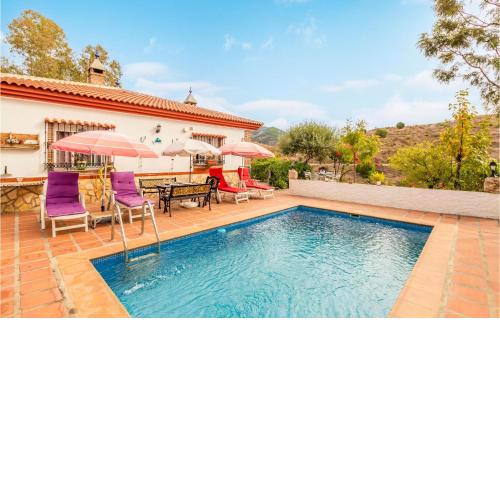 Stunning home in Sedella with Outdoor swimming pool, WiFi and 3 Bedrooms