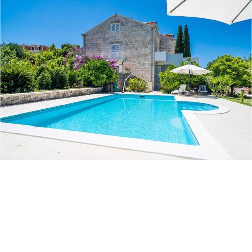 Stunning home in Zaton Veliki with Outdoor swimming pool, WiFi and 3 Bedrooms