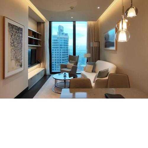 Stunning Seaview Flat on Emaar