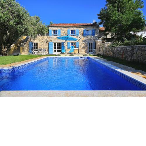 Stunning Stone Villa Rustica with pool