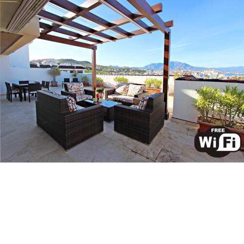 Stunning Three Bedrooms Penthouse