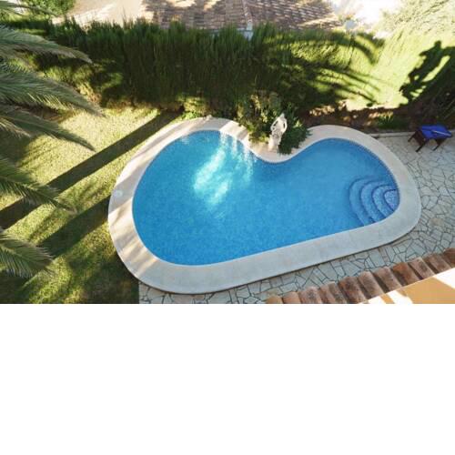 Stunning Villa with Private Pool & Roof Terrace