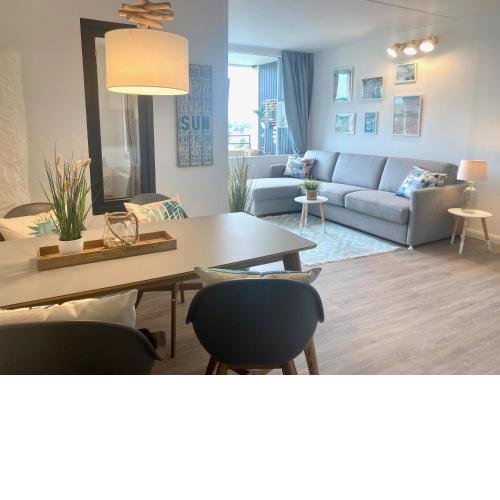 Stylische Ferienwohnung TOP LAGE am Hafen, Strand und Meer