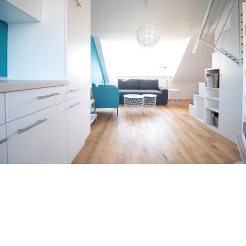 Stylish 1-Bedroom Apartment with parking lot