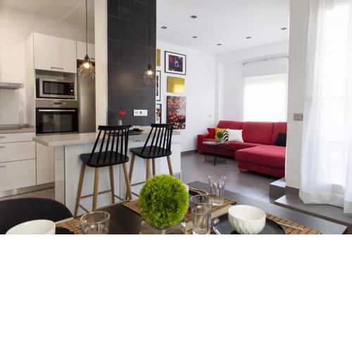 Stylish 2 Bedroom AC Wifi Terrace Attic in Valencia Center