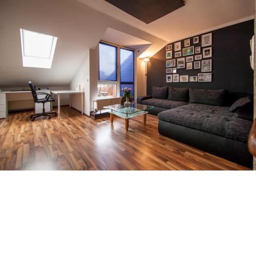 Stylish 2-Room Maisonette Apartment