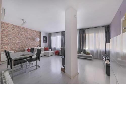 Stylish 3 Bedroom Apartment close to Sagrada Familia