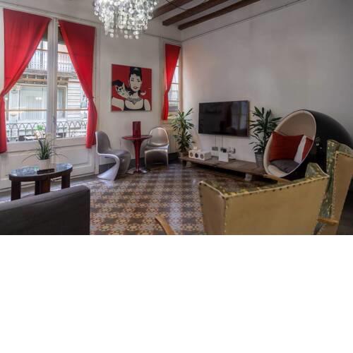 Stylish and comfortable apartment in heart of BCN
