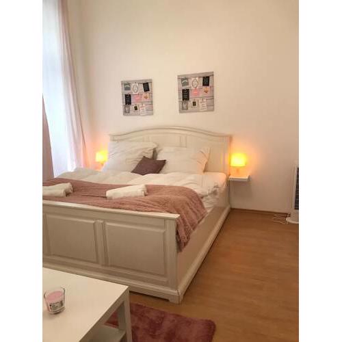 Stylish Apartment - 12 min. from Downtown