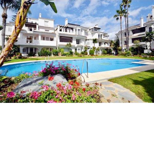 Stylish, Comfortable 3-Bedroom Apartment Unit