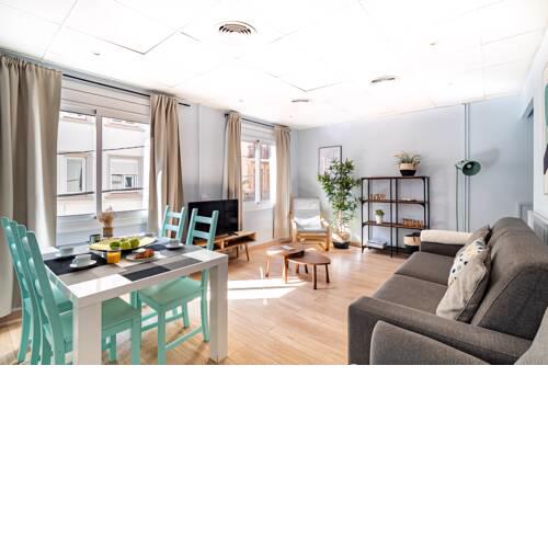 STYLISH SAGRADA FAMILIA APARTMENT MRHAA