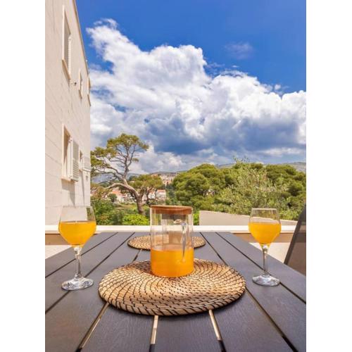 Stylish two bedroom apartment&garage parking place