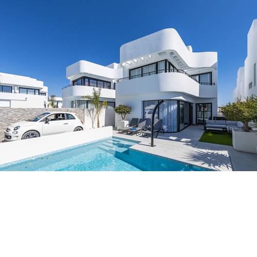 STYLISH VILLA 2018,POOL,3B.R.WIFI,NETFLIX