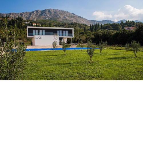 Stylish villa near Dubrovnik with a swimming pool