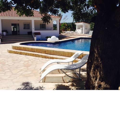Stylish Villa with private pool and mountain view
