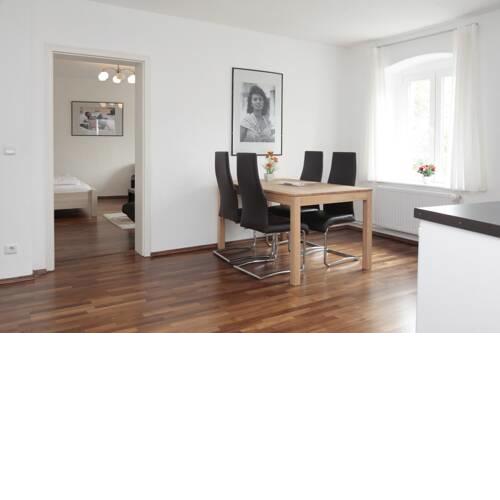 SUITE & APART