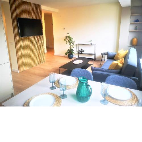 SUITE PLAYA GIJON CENTRO, apartamento nuevo, 4 huéspedes