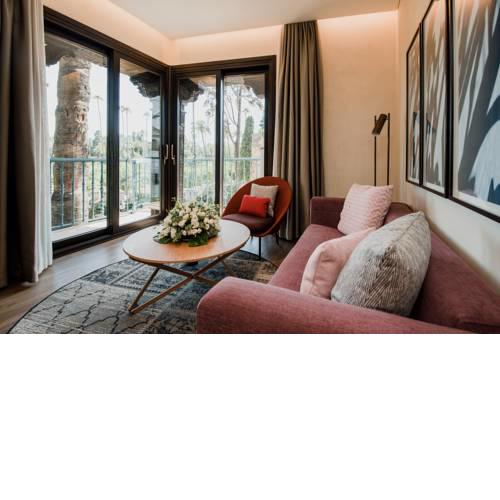 Suites Murillo Plaza Sta. Cruz