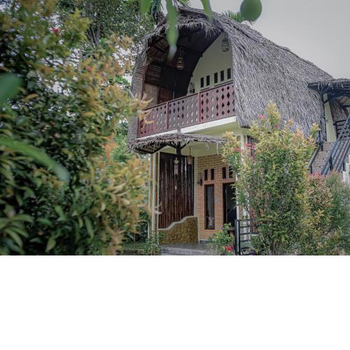 Sumatra Orangutan Treks Villa