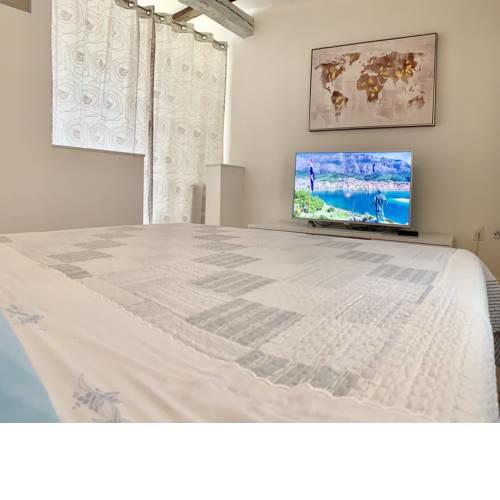 Summer Apartment 2