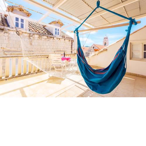 Summer Dream Old City Apartment