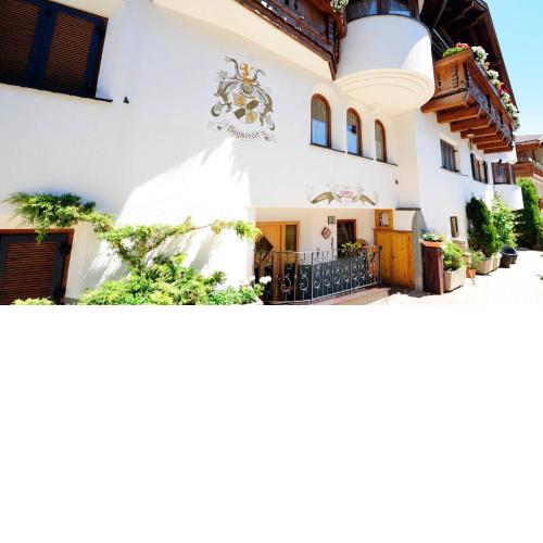 Summit Residence