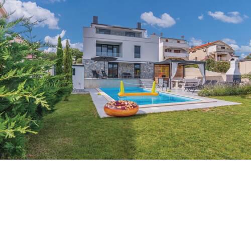 Sun & Sea Luxury apartments