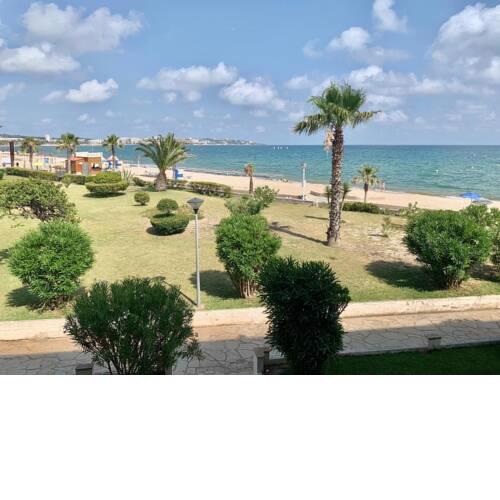 SUNFLAT HOLIDAYS BEACH LIFE