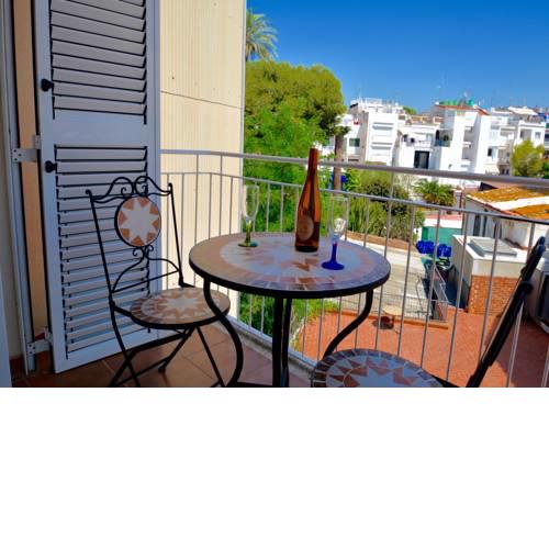 SUNLIGHT spacious 3 double bed apartment
