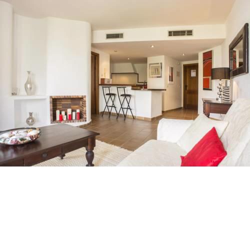 Sunny and beach apartment