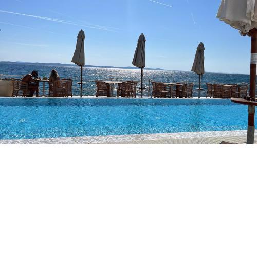 Sunny apartman u resortu, Petrčane, apartman za 4, AKCIJA!