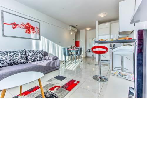 Sunny apartment Vesna
