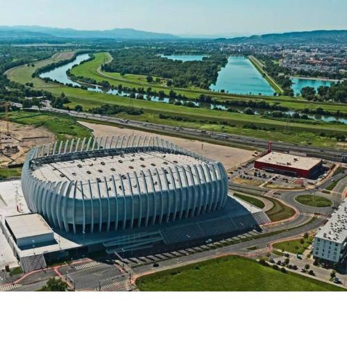 Sunny day -Arena Zagreb , 2 bathrooms, 102m²,