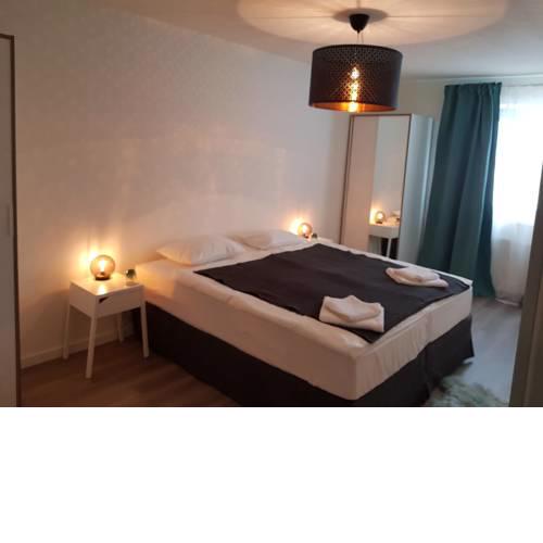 Sunny Flat with 2Bedrooms