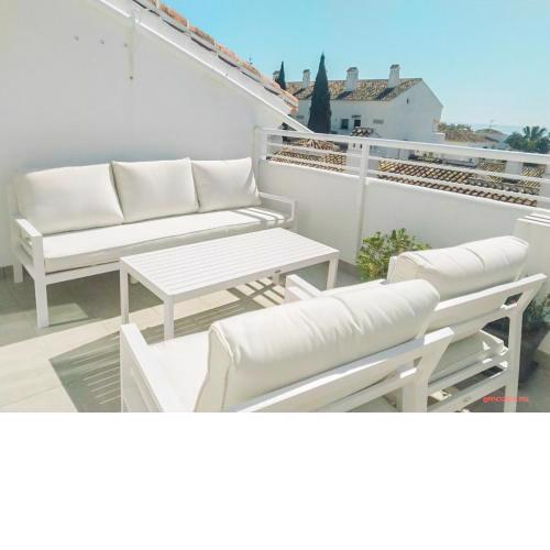 Sunny Oasis - Duplex with 2 pools and 2 terraces