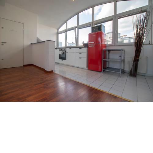 Tolstov-Hotels Sunny Penthouse in City Center