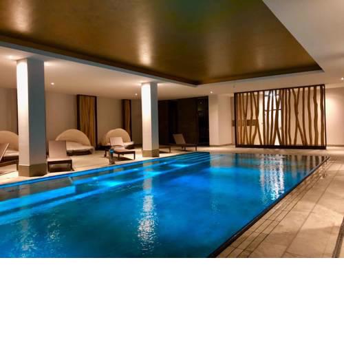 Sunny Suite 14