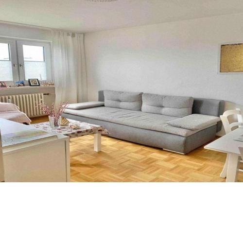 Sunny, warm & qualitative flat with a green view