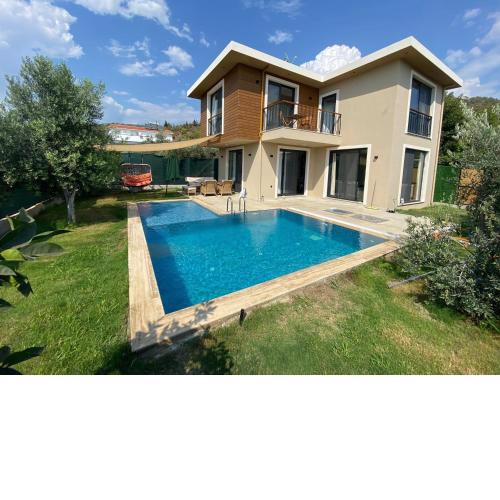 Sunrise Villa
