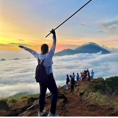 Sunrisetrekking mountbatur