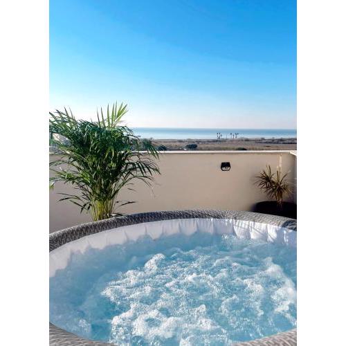 Sunset Deluxe con jacuzzi, piscina y barbacoa