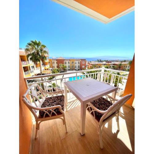 SUNSET DUPLEX IN CALLAO SALVAJE