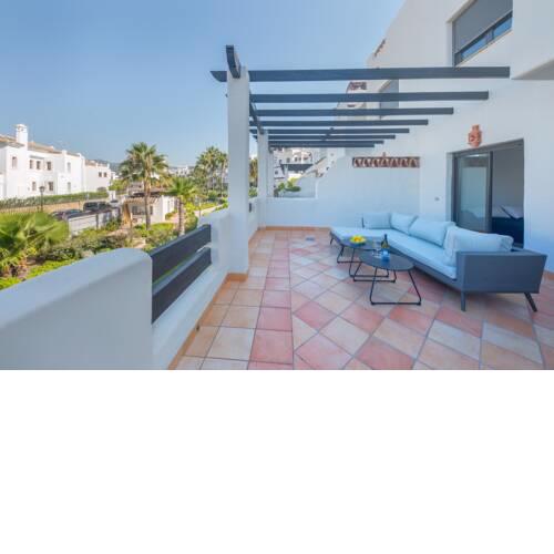 Sunset Golf Apartment