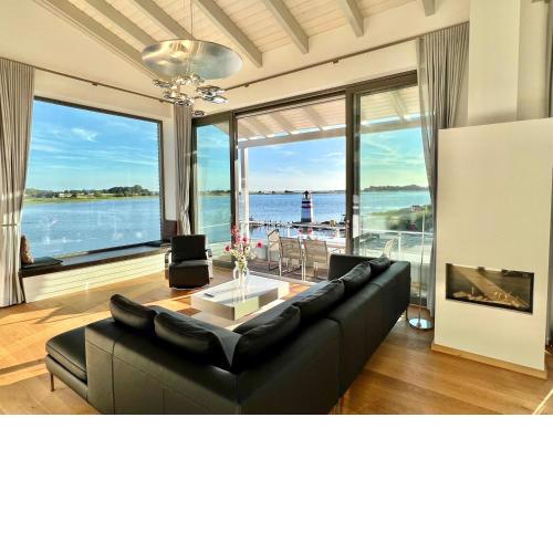 "Sunset Lounge" in Waase - F675 Meerblick, Kamin, Sauna
